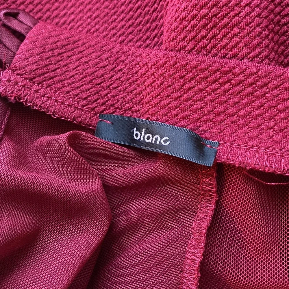 Blanc Halter Keyhole Dress Size Small - Picture 10 of 11